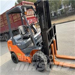 Toyota 8 FDK 30 Carretillas diesel