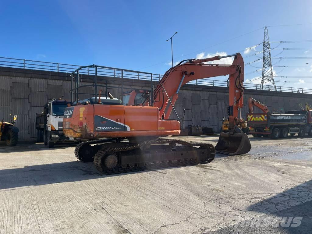 Doosan DX 255 LC Excavadoras de cadenas