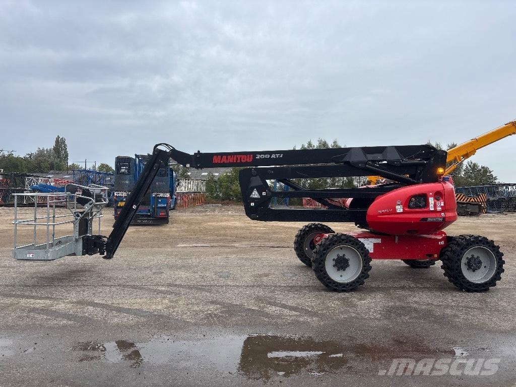 Manitou 200 ATJ Plataforma de trabajo articulada