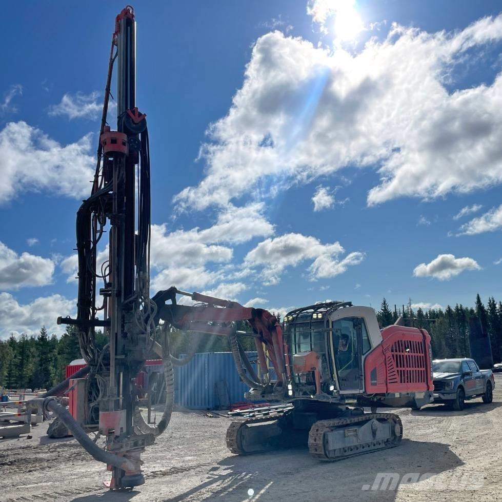 Sandvik DX800i Perforadoras de superficie