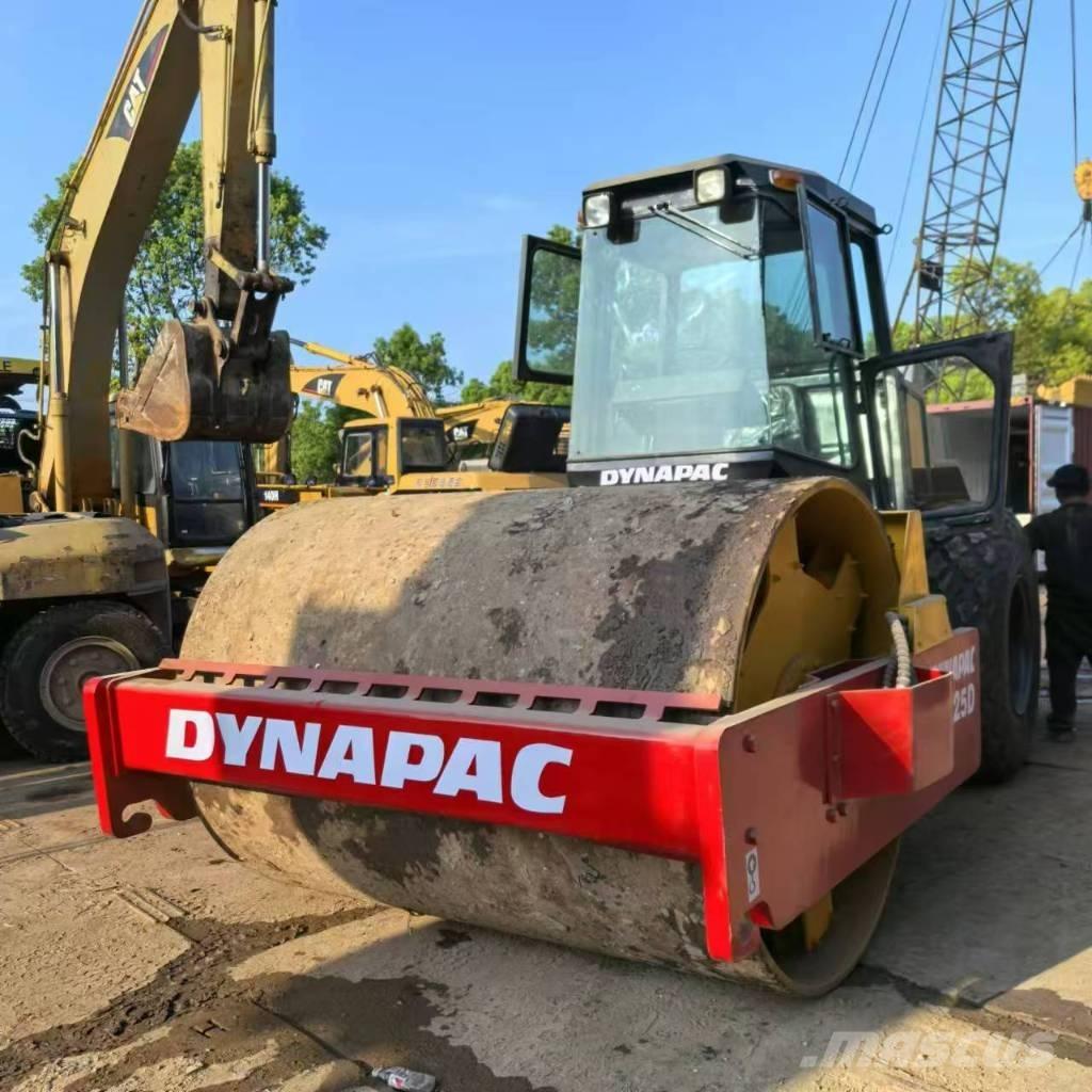 Dynapac CA 25 D Rodillos de un solo tambor
