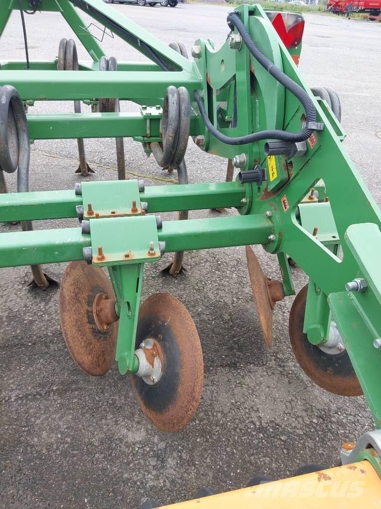 Amazone Cenius 3001 Cultivadores