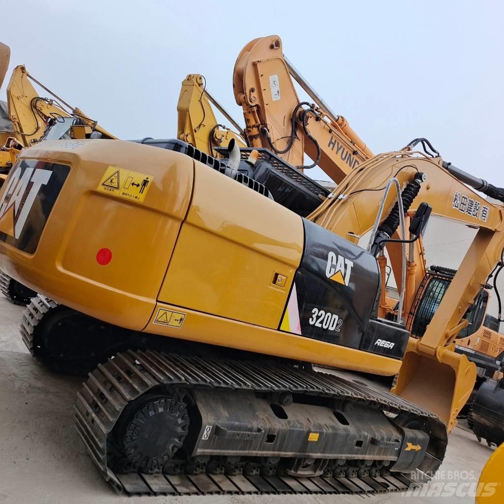 CAT 320 D 2 L Excavadoras de cadenas