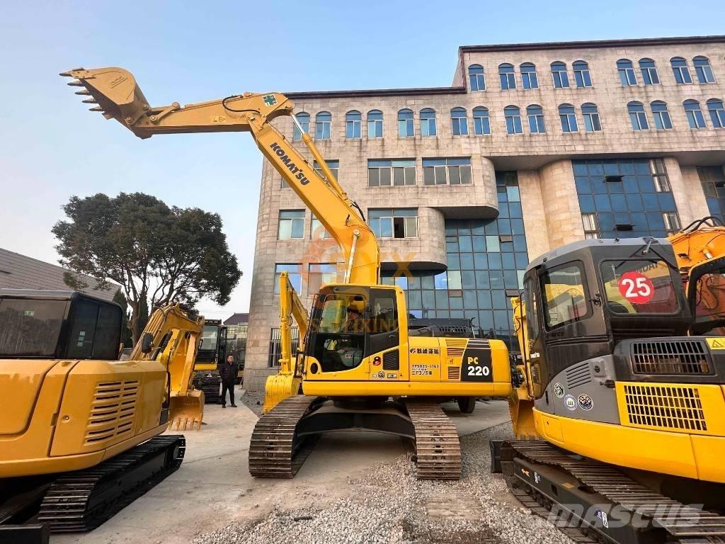 Komatsu PC 220-8 Excavadoras de cadenas