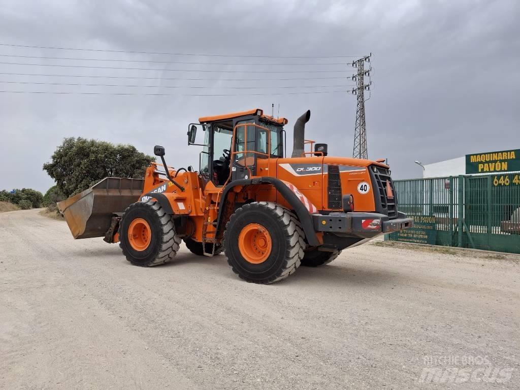 Doosan DL 300-5 Cargadoras sobre ruedas