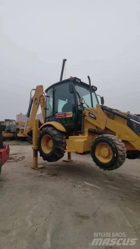 CAT 420 F Retrocargadoras