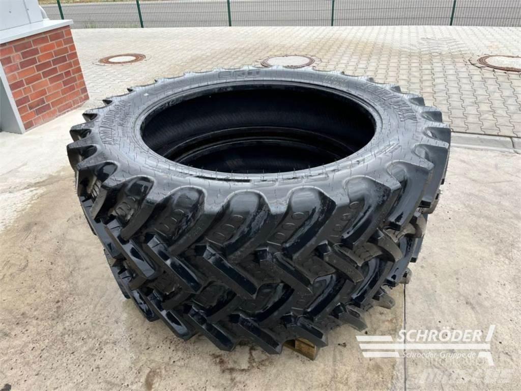 BKT 2X 420/80 R46 Neumáticos, ruedas y llantas
