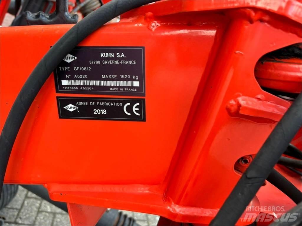 Kuhn GF10812 Rastrillos y henificadores