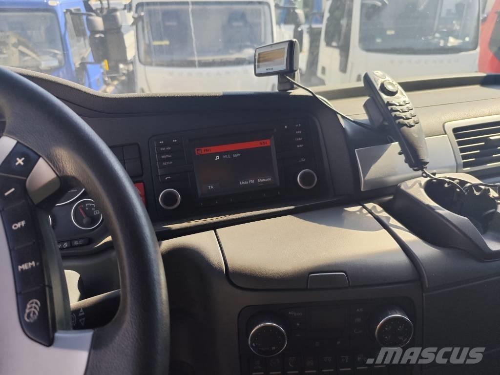 MAN TGX 26.440 Camiones portamaquinaria