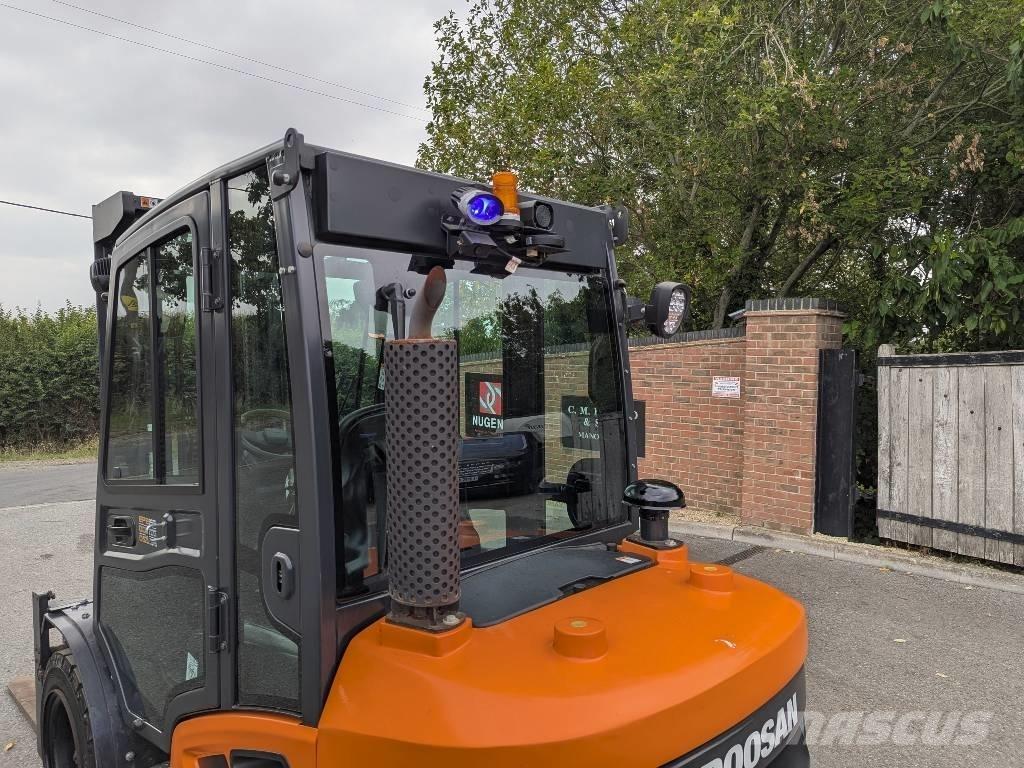 Doosan D 35 C-9 Carretillas diesel