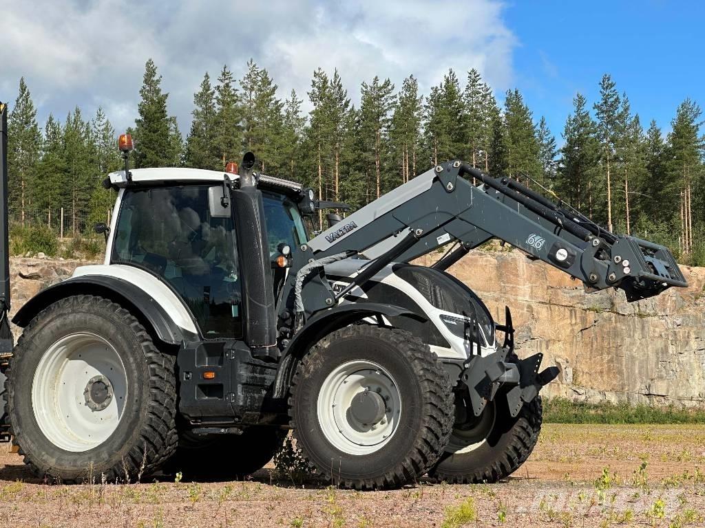 Valtra T 174 Tractores