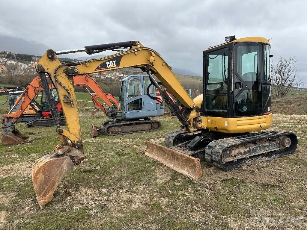 CAT 304 CR Mini excavadoras < 7t