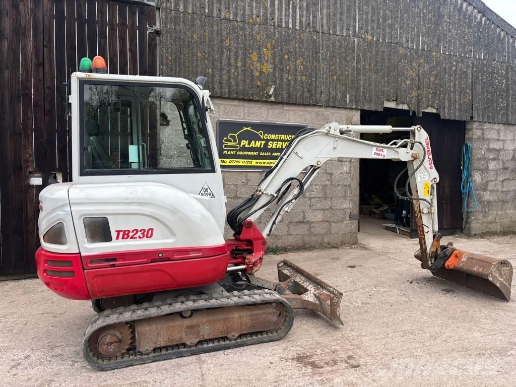Takeuchi TB 230 Mini excavadoras < 7t