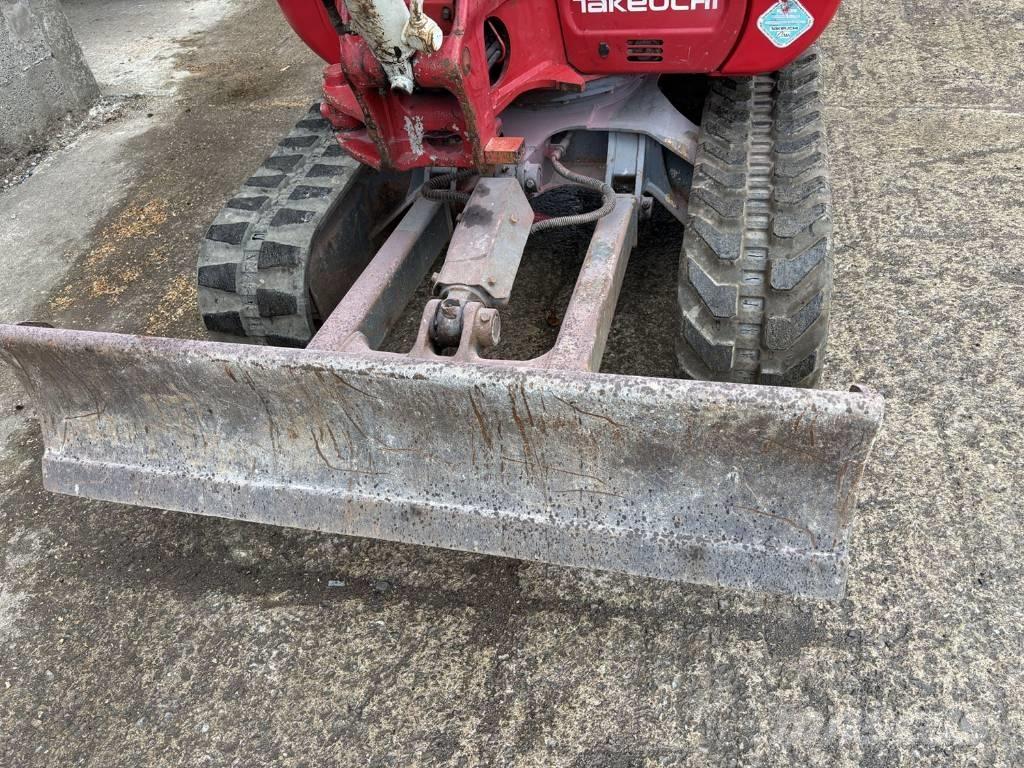 Takeuchi TB 230 Mini excavadoras < 7t