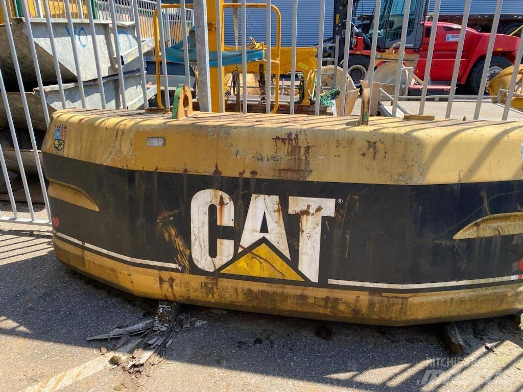 CAT 320, 320B, 320BL Chasis y suspención
