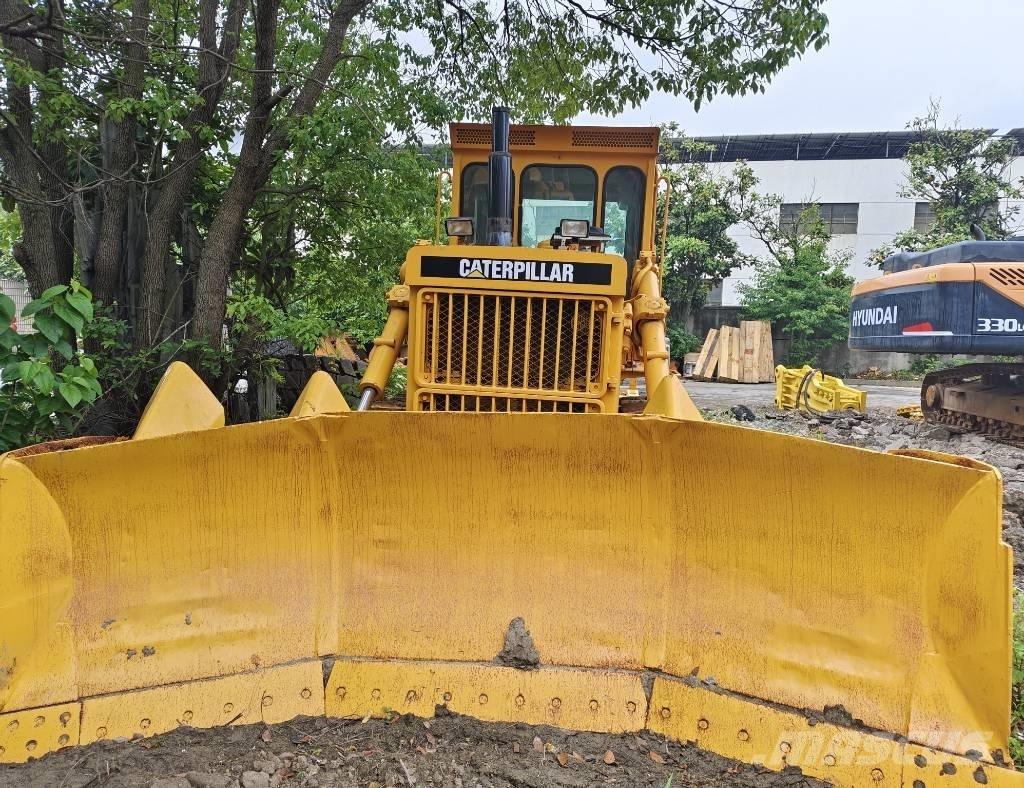 CAT D 7 G Buldozer sobre oruga