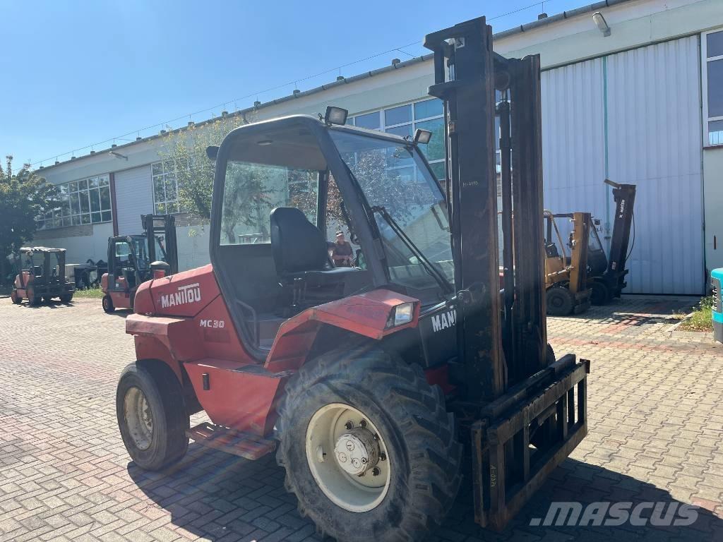 Manitou MC 30 V-4173 Carretillas elevadoras todo terreno