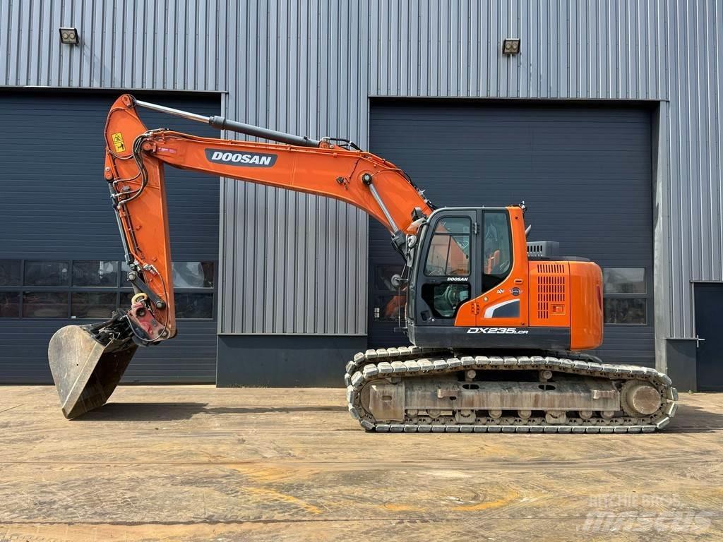 Doosan DX235LCR-5 Excavadoras de cadenas