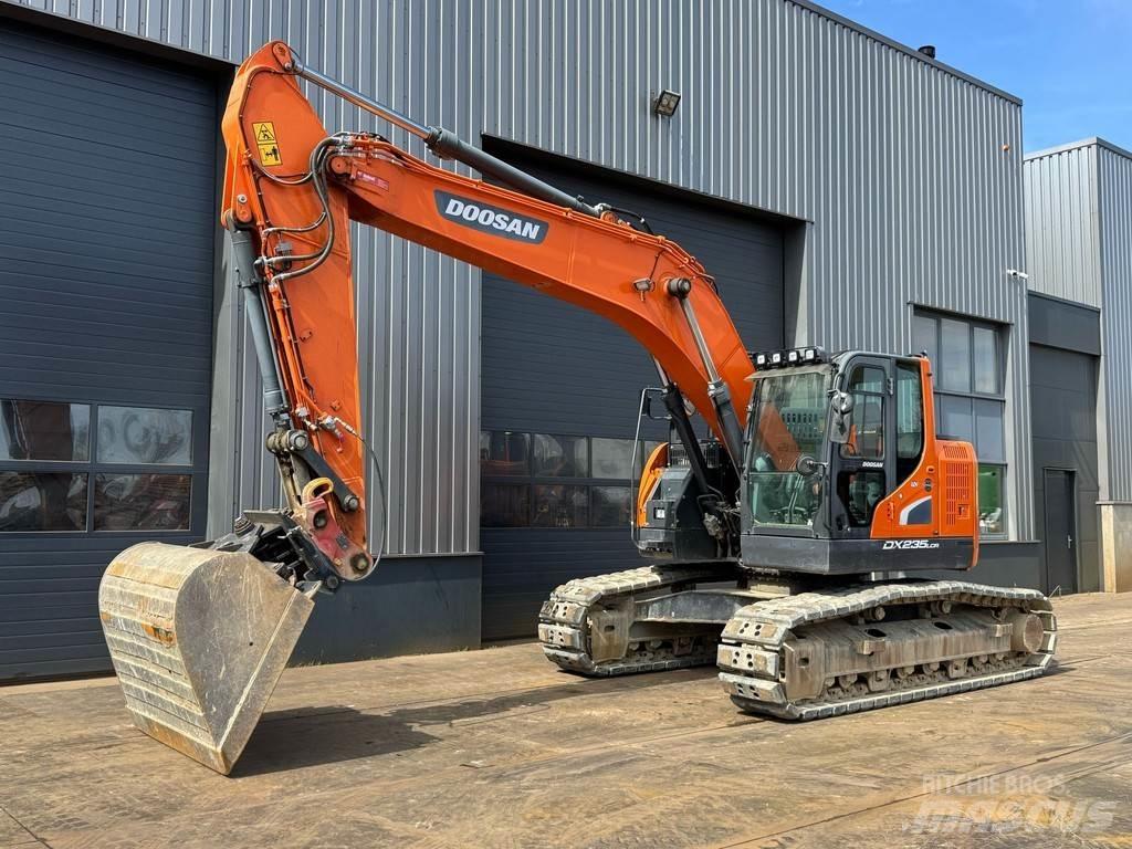 Doosan DX235LCR-5 Excavadoras de cadenas