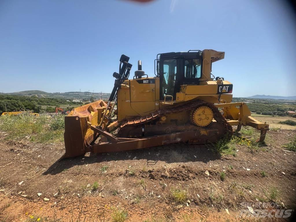 CAT D 6 T XL Buldozer sobre oruga