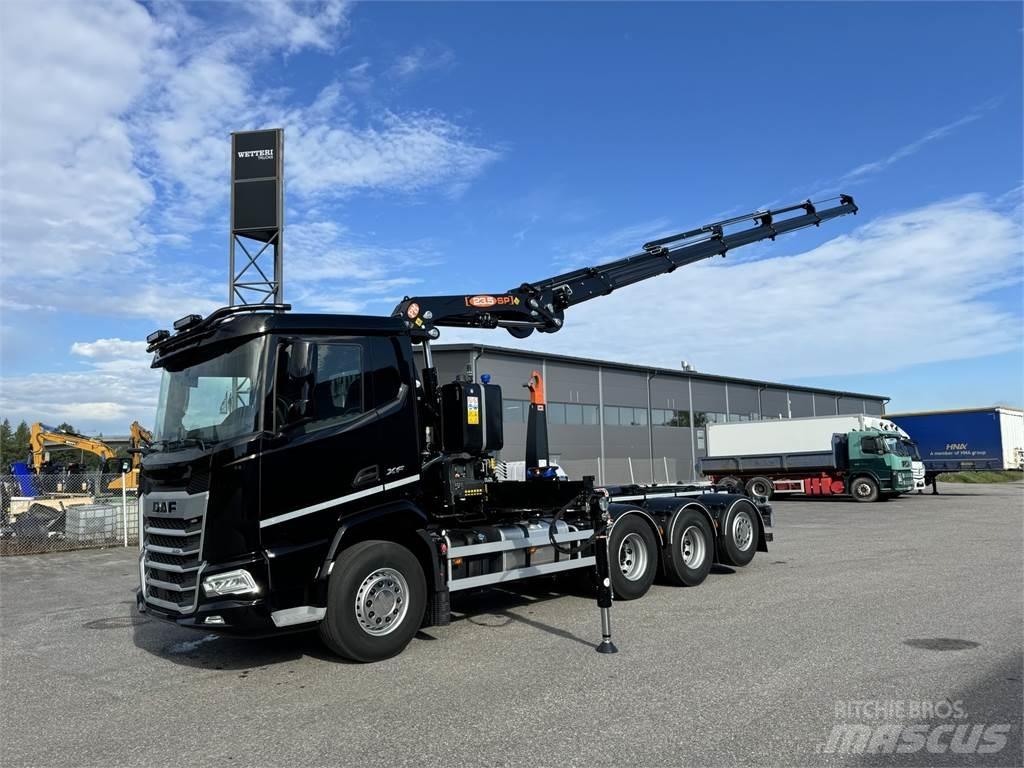 DAF XF 530 FAW 8X4 Camiones grúa