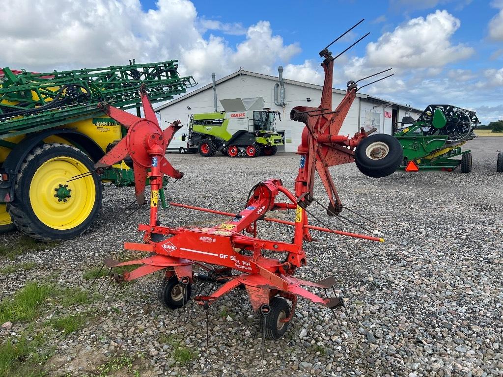 Kuhn GF 5001 Rastrillos y henificadores
