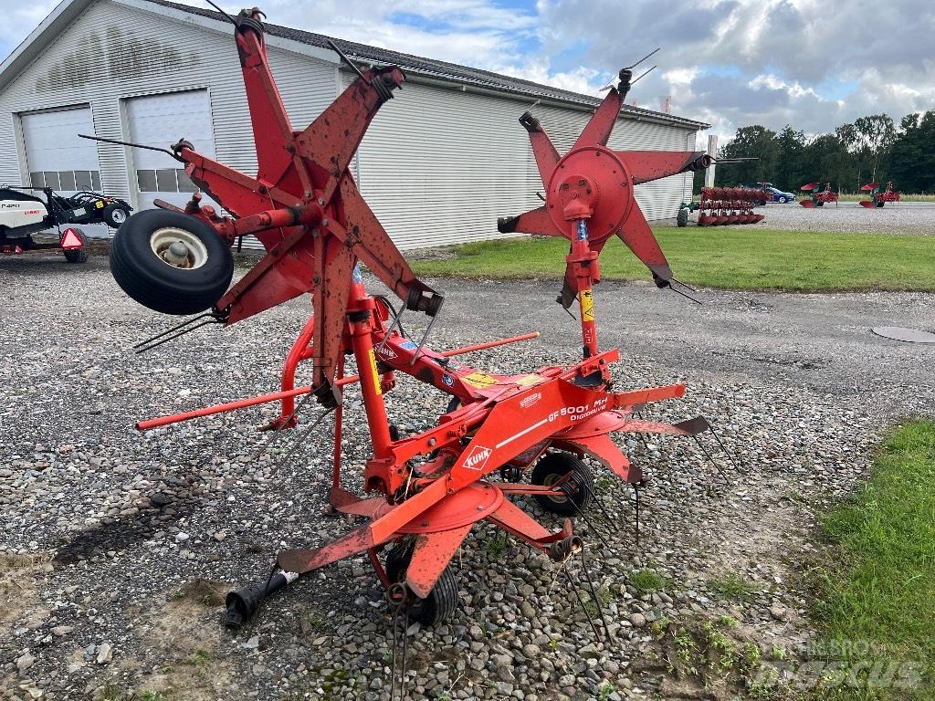 Kuhn GF 5001 Rastrillos y henificadores