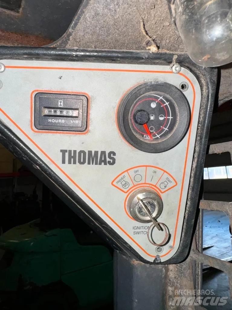 Thomas T153 Minicargadoras