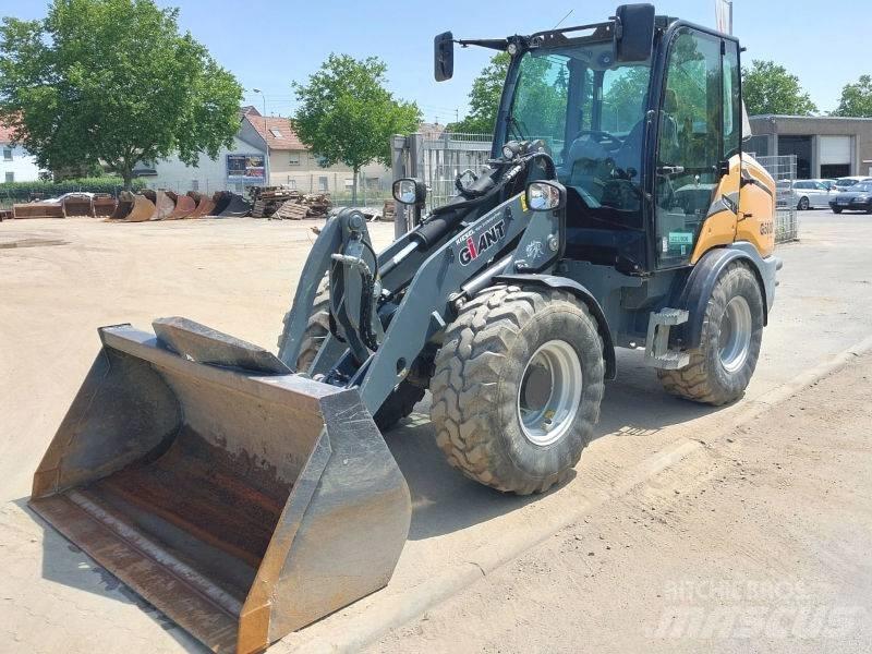 Giant G 5000 X-Tra Minicargadoras