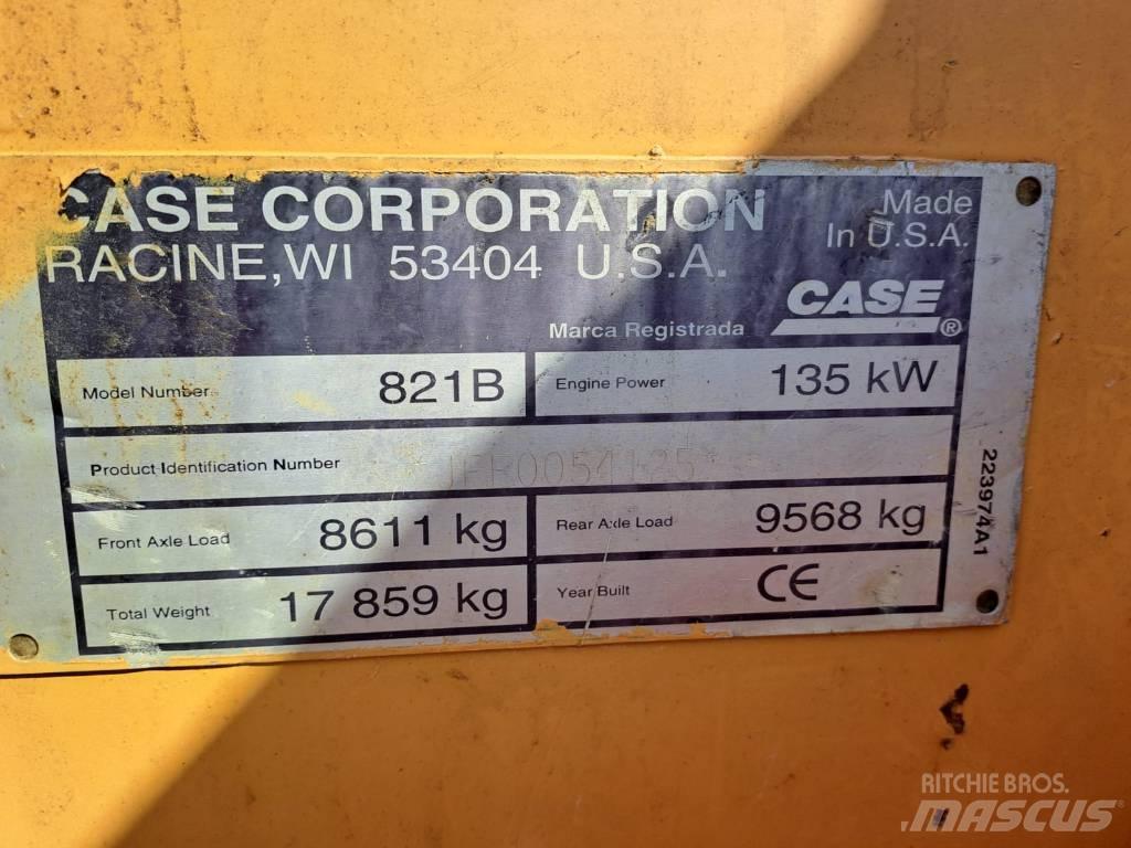CASE 821 B Cargadoras sobre ruedas
