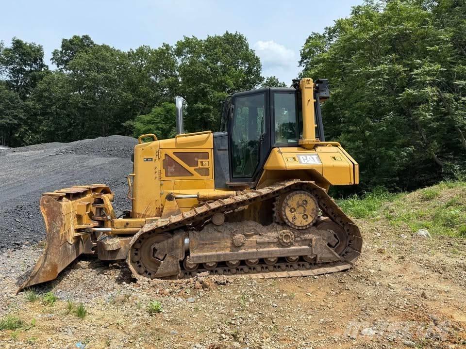CAT D 6 N XL Buldozer sobre oruga
