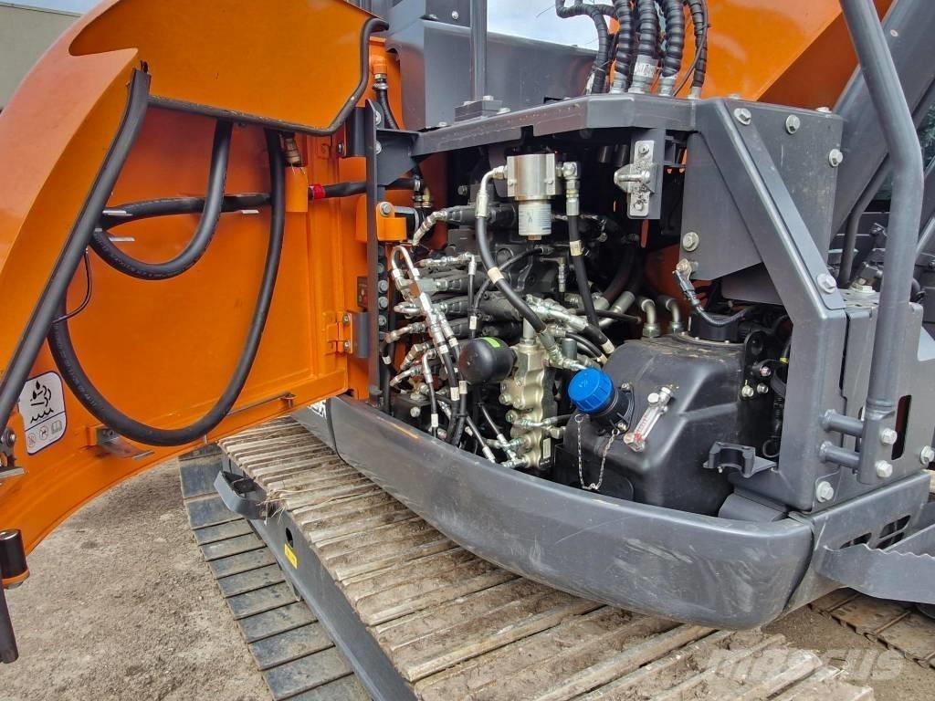 Develon DX 140 LCR-7 Excavadoras de cadenas