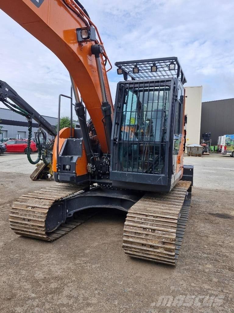 Develon DX 140 LCR-7 Excavadoras de cadenas