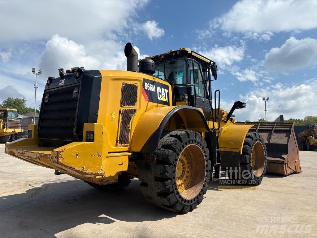 CAT 966 M Cargadoras sobre ruedas