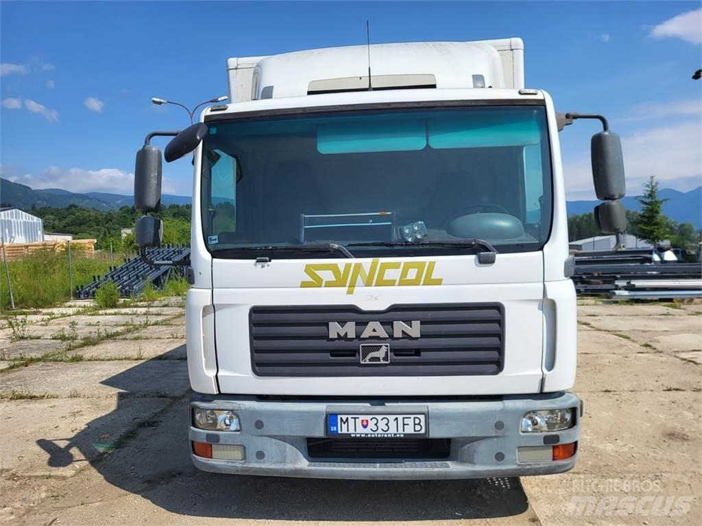 MAN TGL 8.180 Camiones caja cerrada