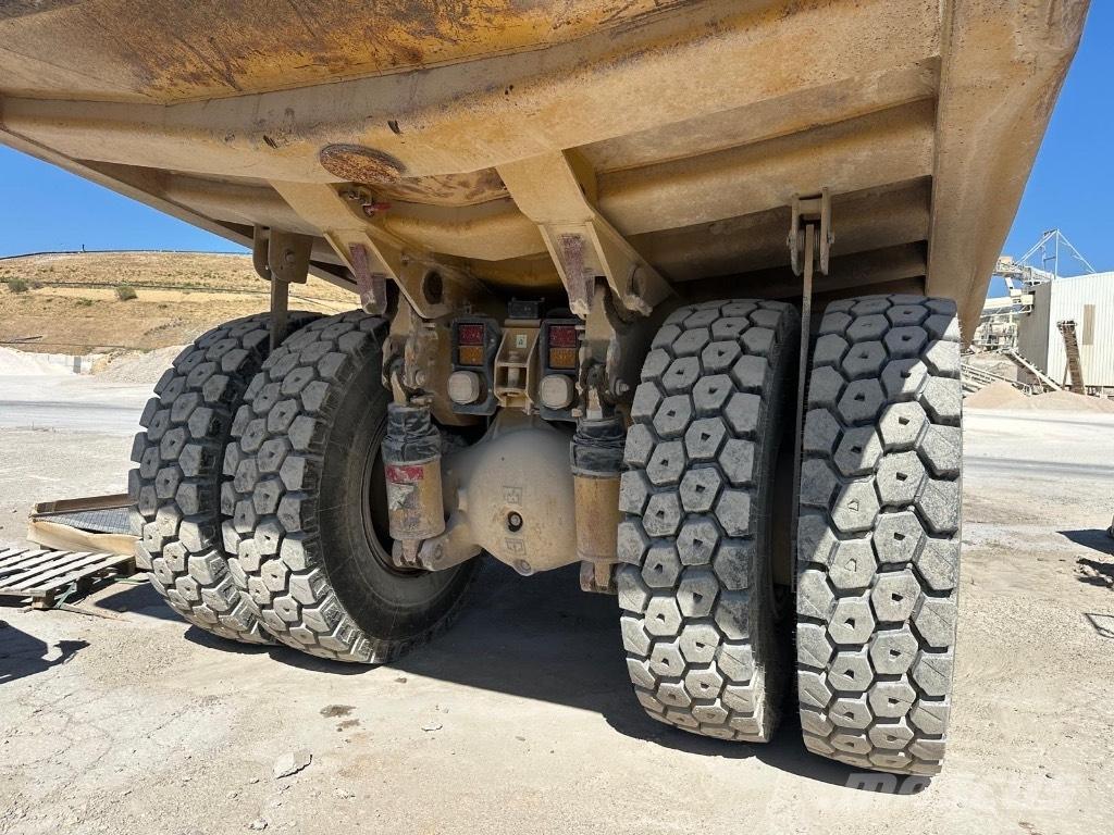 CAT 769D Dúmpers rígidos