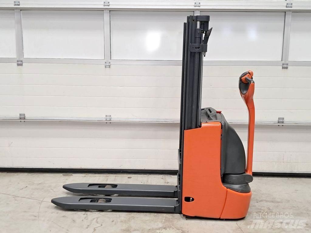 Linde L10B Apiladores eléctricos