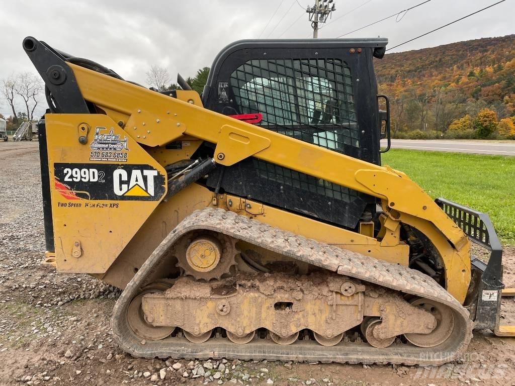 CAT 299 D 2 Minicargadoras
