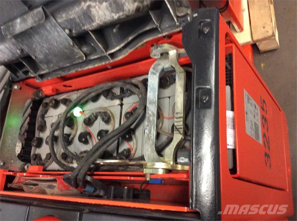 Linde T20AP Apiladores eléctricos autopropulsados