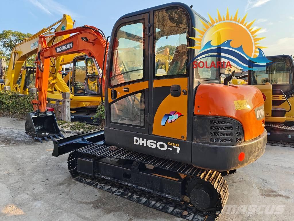 Doosan DH 60-7 Mini excavadoras < 7t