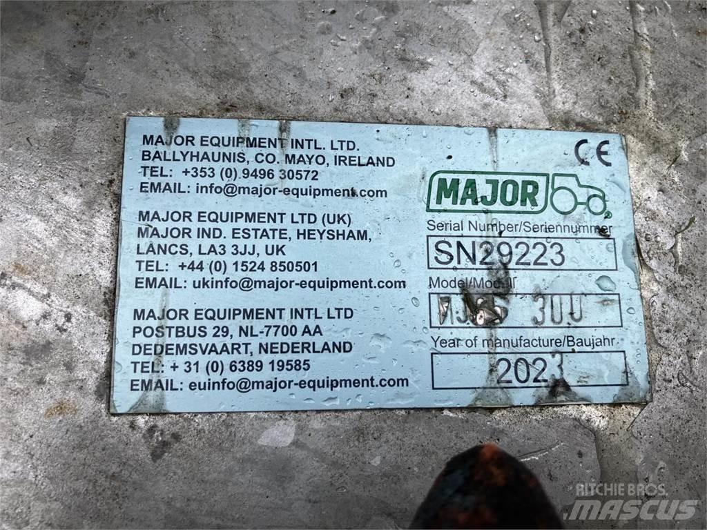 Major MJ65-300 Corta-césped para remates, antegreens y roughs