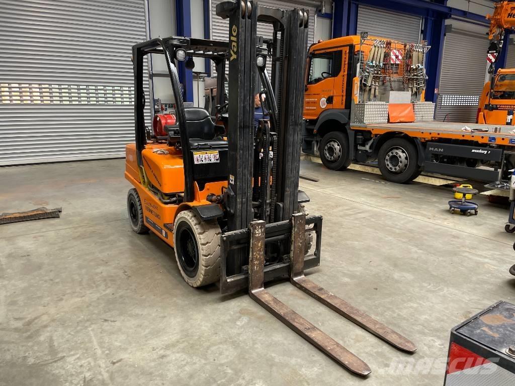 Yale GLP 35 VX Carretillas LPG