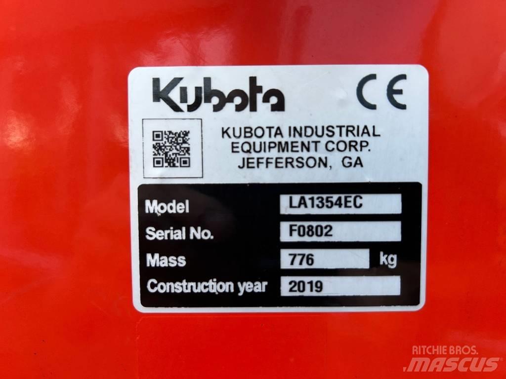 Kubota M 8540 Tractores