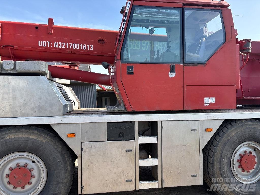Liebherr LTM 1030 Grúas todo terreno