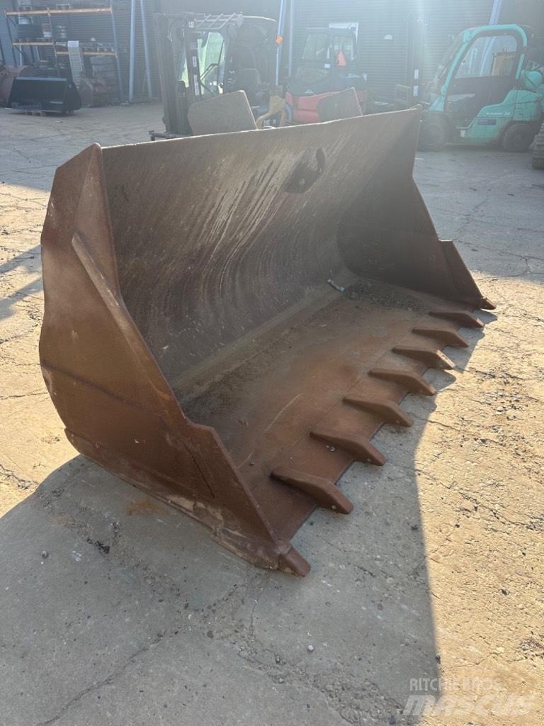 Volvo læsseskovl Cucharones