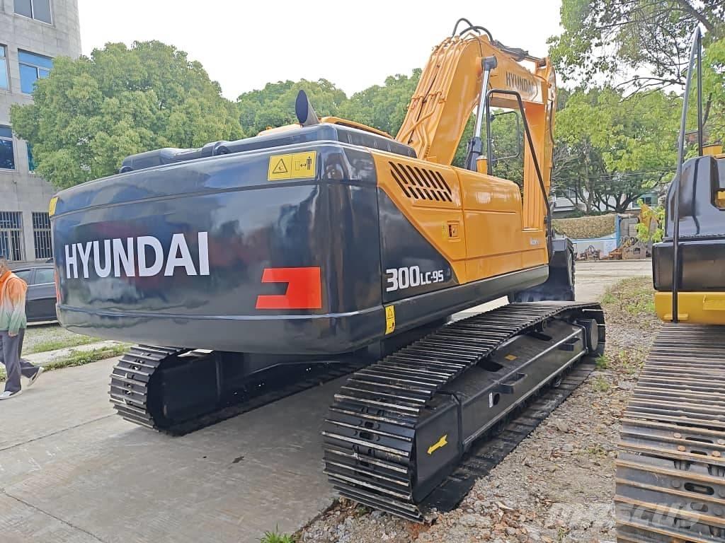 Hyundai R300LC-9S Excavadoras de cadenas