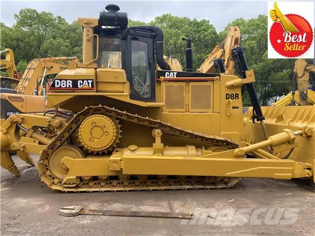 CAT D 8 R Buldozer sobre oruga
