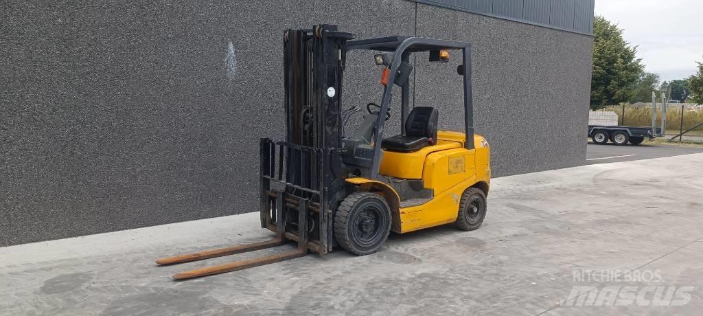 TCM FD25T3 Carretillas diesel