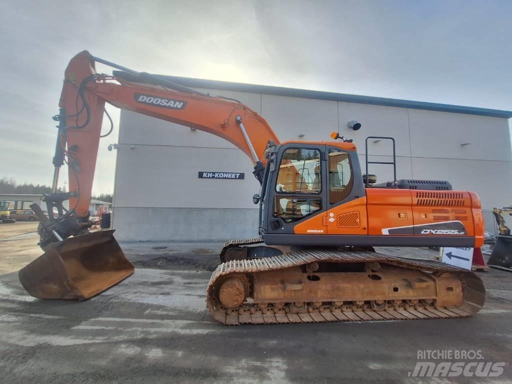 Doosan DX 255 LC-5 Excavadoras de cadenas