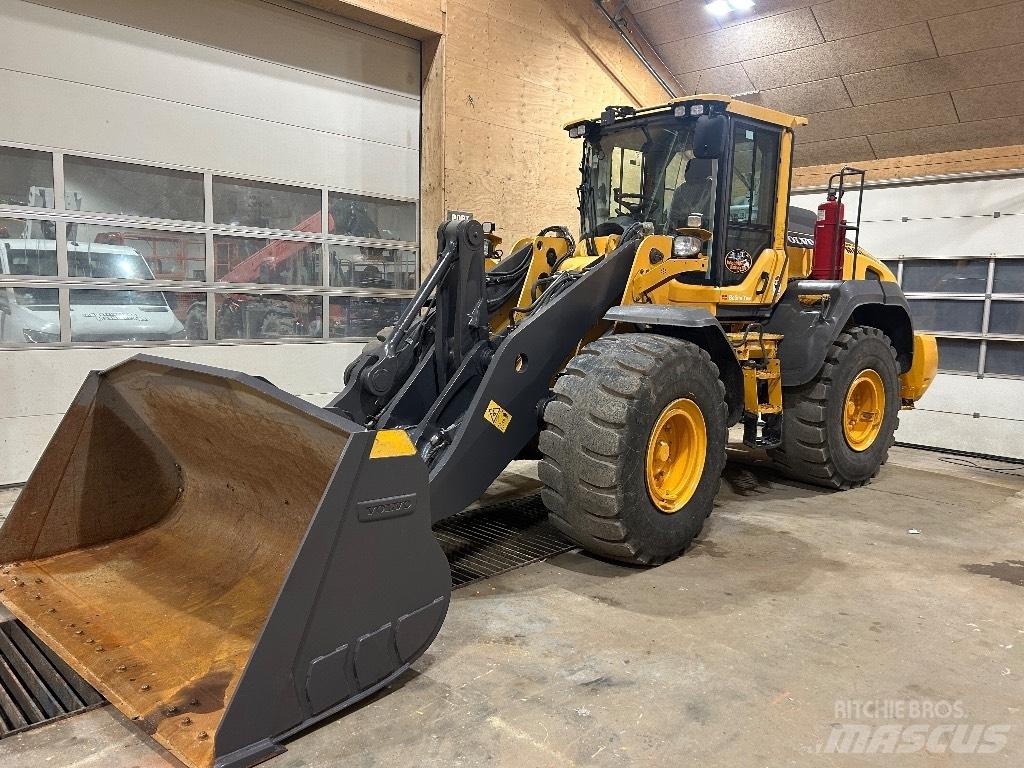 Volvo L 120 H Cargadoras sobre ruedas
